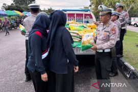 Polres Penajam-Bulog salurkan SPHP 1,1 ton di PPU