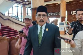 DPRD Jatim tunggu arahan soal tunjangan perumahan dan transportasi