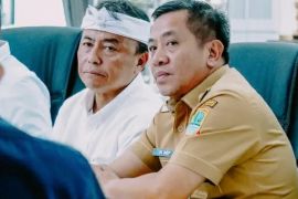 Bupati Karawang tekankan pentingnya pengawasan distribusi pupuk subsidi