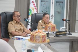 Gubernur minta seluruh bupati di Sulbar aktifkan kembali pos kamling