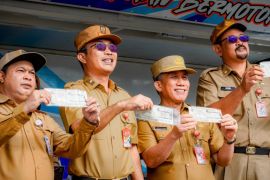 Pj Sekda dorong pegawai jadi teladan bayar pajak kendaraan