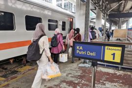 Penumpang kereta di Sumut  naik 23 Persen pada libur Maulid Nabi