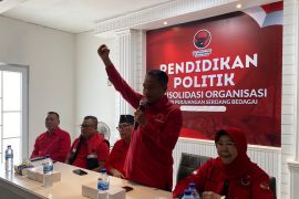 Darma Wijaya instruksikan kader PDP Perjuangan turun kerakyatan