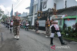 Kenduri Banyu Udan kampanyekan pengelolaan air hujan Page 3 Small