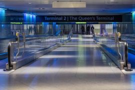 Bandara Heathrow ditutup sementara akibat "potensi material berbahaya"