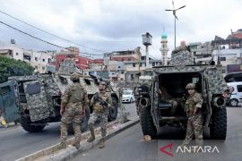 Analisis: Mungkinkah Hizbullah Lepas Senjata di Bawah Tekanan AS?