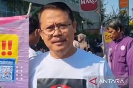 DPKHP Cianjur memberikan puluhan ribu benih ikan untuk masyarakat