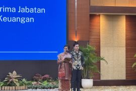 Sri Mulyani serahkan jabatan Menkeu ke Purbaya Yudhi Sadewa