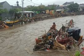 PLN percepat pemulihan listrik Bali di tengah cuaca ekstrem dan banjir