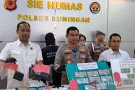 Polres Kuningan ungkap kasus peredaran uang palsu melibatkan ASN