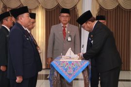 Wali Kota Tegal Dedy Yon mutasi 10 pejabat