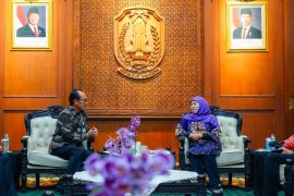 Khofifah optimistis FESyar 2025 percepat ekonomi syariah nasional