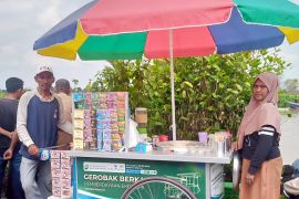 UPZ Bank Kalsel dan Hasnur Group berdayakan UMKM melalui Program Gerobak Berkah
