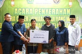 Ahli waris jamaah haji asal NTB terima santunan dari Garuda Indonesia