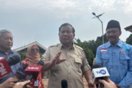 Prabowo Minta Tunggu Waktu Soal Pelantikan Menko Polkam-Menpora