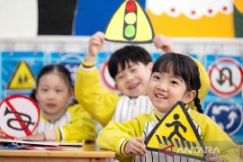 China perkenalkan sistem subsidi perawatan anak