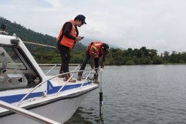 Sekelompok orang usir petugas Kemenhut di Desa Loeha