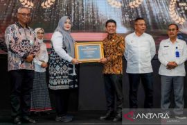 Kabupaten Dompu meraih Paritrana Award 2025