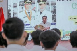 Bupati Karawang pesan pemuda yang akan magang ke Jepang jaga kedisiplinan