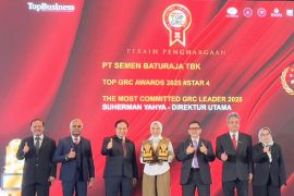 Komitmen GRC Berbuah Manis, Semen Baturaja kembali dianugerahi TOP GRC Awards 2025