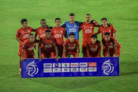 Semen Padang tahan imbang PSBS Biak di babak pertama