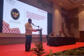 Kemenko Polkam dan lintas sektor lakukan pengawasan pangan di Sulut