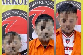 Dua oknum ASN di Dinas Pariwisata Pemkab Humbahas dan bandar sabu ditangkap polisi