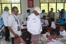 Bupati Biak Markus: Tangkapan ikan nelayan OAP mampu penuhi kebutuhan MBG