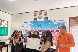 Pertamina Patra Niaga Regional JBB dan BPBD Indramayu kaji risiko bencana di SMPN 1 Balongan