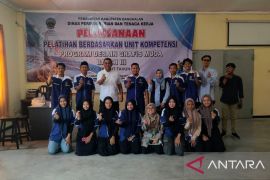 Pemkab Bangkalan tingkatkan kualitas SDM pencari kerja dengan pelatihan