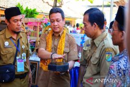 Pekalongan sukseskan program wajib belajar 13 tahun