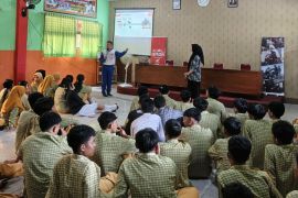 Asmo Kalbar gelar edukasi safety riding di Sekolah Taman Mulia Kubu Raya