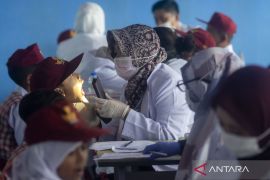 Merawat gigi merupakan proses belajar yang membutuhkan konsistensi