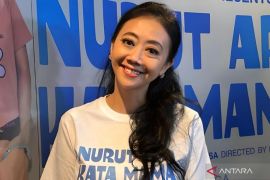 Asri Welas Beberkan Pengalaman Pahit Jadi Korban Penipuan Bank