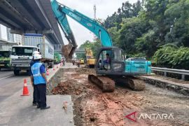 Jasamarga Transjawa perbaiki Ruas Tol Jakarta-Cikampek optimalkan layanan