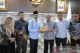 Bertemu Mensos, anggota DPRD tanyakan tindak lanjut usulan Chatib Soelaiman sebagai Pahlawan Nasional