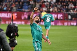 Klasemen Liga Inggris,  Liverpool kokoh di puncak dengan 12 poin