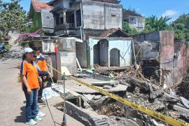 Pemkab Tabanan salurkan bantuan logistik ke warga terdampar banjir