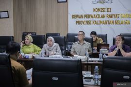 Komisi III DPRD Kalsel dan Dinas ESDM bahas prioritas program 2026