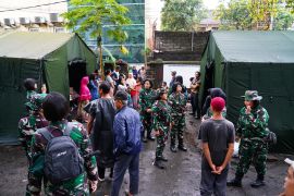 Kowad Kodam Udayana salurkan bantuan terdampak banjir di Denpasar