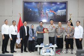 Polda Kalteng terima bantuan videotron dan pelatihan usaha