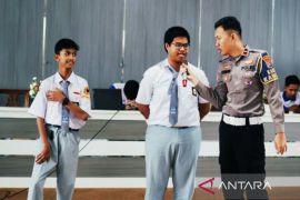 Police Goes To School ajarkan siswa etika berkendaraan di Banjarmasin