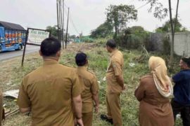 Pemkab Karawang mulai menata area sepanjang  jalan Interchange Karawang Barat