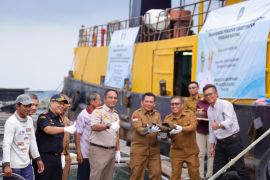 Gubernur Ansar lepas ekspor 7 ton ikan kerapu ke Hongkong