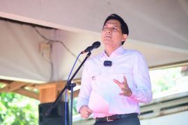 Pemkab Indramayu menargetkan perbaikan 639 rutilahu pada 2025