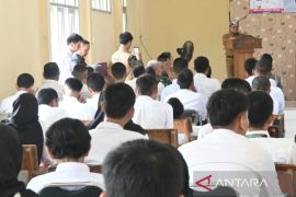 Pemkab Cirebon menggulirkan pelatihan kerja dari optimalisasi DBHCHT