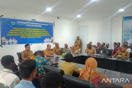 Disdik Jayawijaya perkuat kedisiplinan pelajar melalui apel