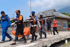 Nelayan hilang di Selat Sunda ditemukan di pesisir Pulau Sebesi