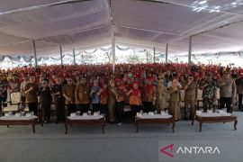 Pemkot Surabaya salurkan BLT bagi hasil cukai tembakau untuk 8.767 penerima