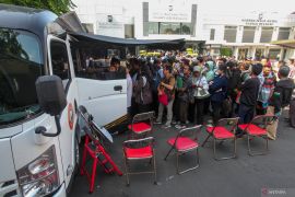 Antrean pemohon penerbitan SKCK